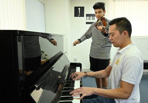 VIOLIN-CLASS-JOHN-KARAM