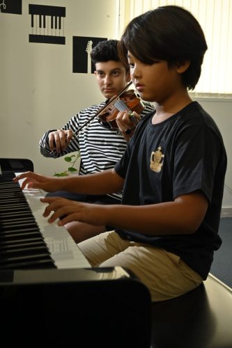 VIOLIN-PIANO-KARAM-SIJUN